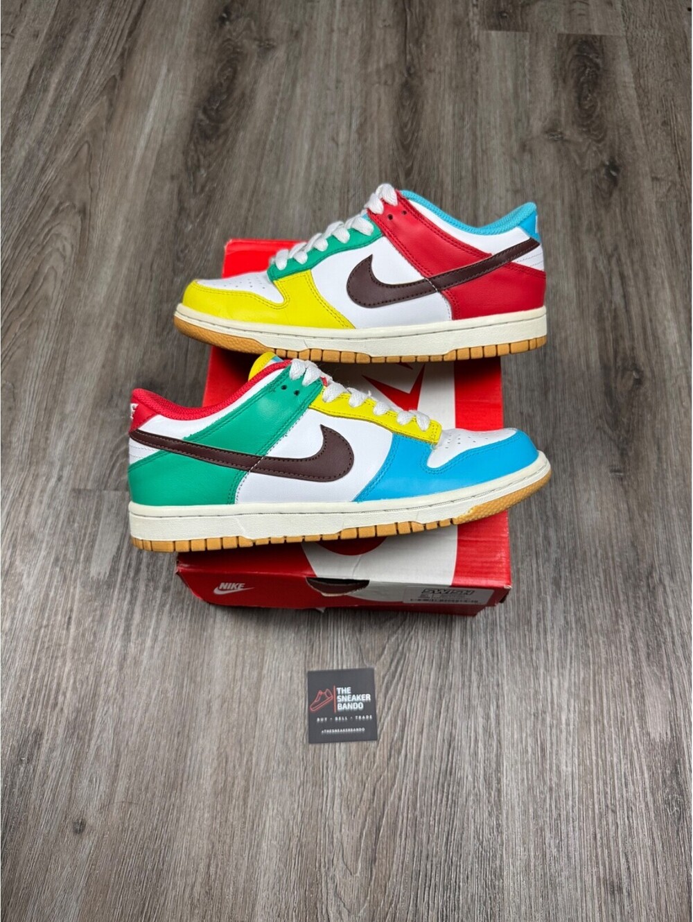 Size 5Y/6.5W - Nike Dunk SE Low Free.99 - White